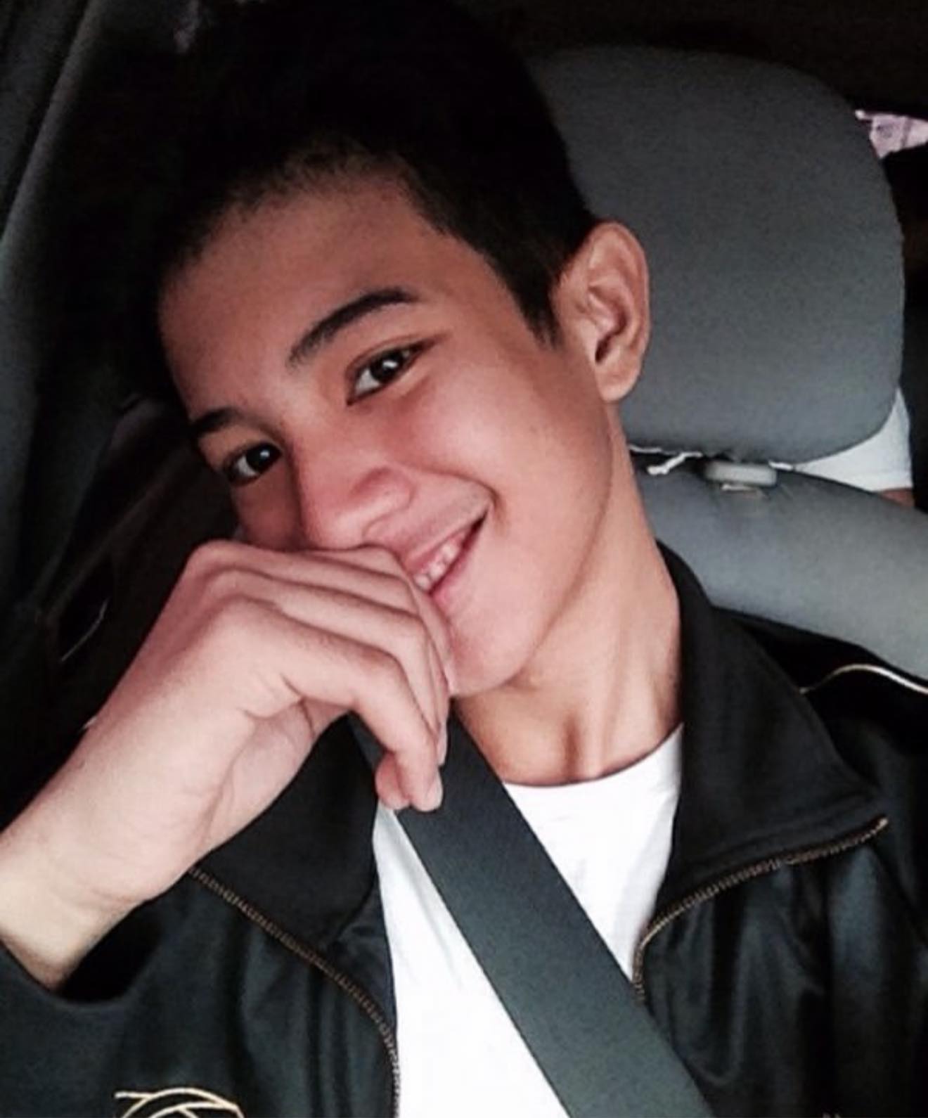 Kenneth Rios Marcelino added a... - Kenneth Rios Marcelino