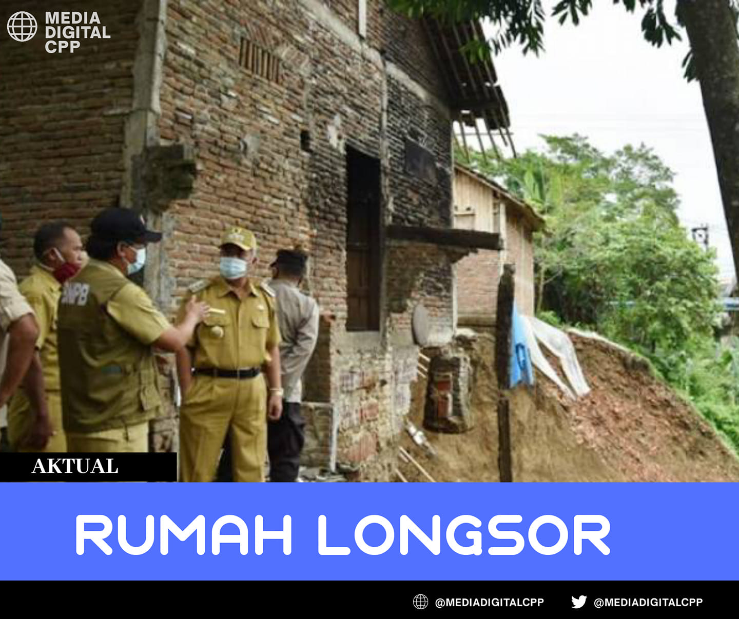 Media Digital CPP - *RUMAH LONGSOR* Sejumlah rumah yang berada di tepi ...