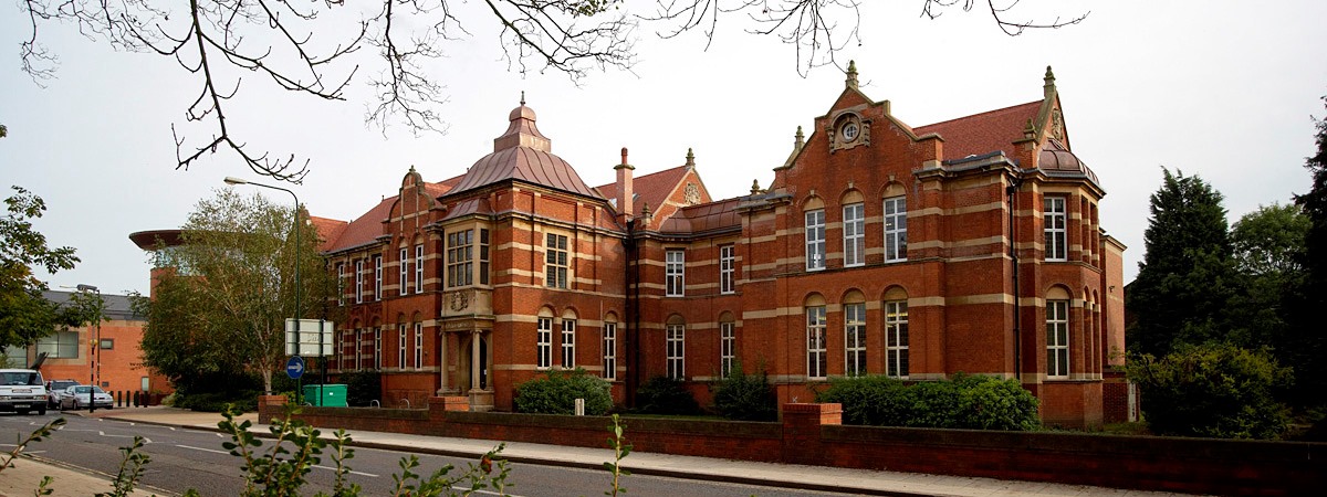 𝐂𝐞𝐥𝐞𝐛𝐫𝐚𝐭𝐢𝐧𝐠 𝐨𝐮𝐫... - Hull Training and Adult Education | Facebook