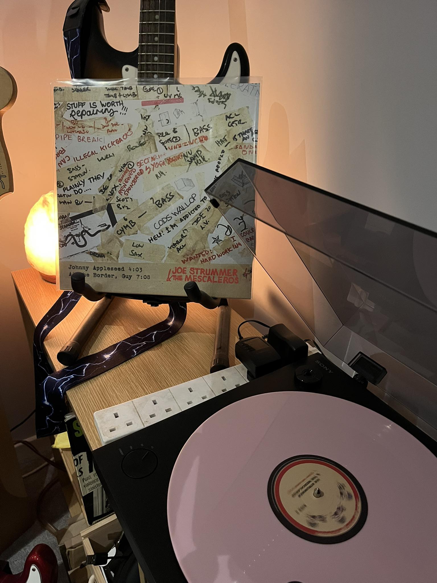 Support your local indie store and pick up the limited edition 2LP