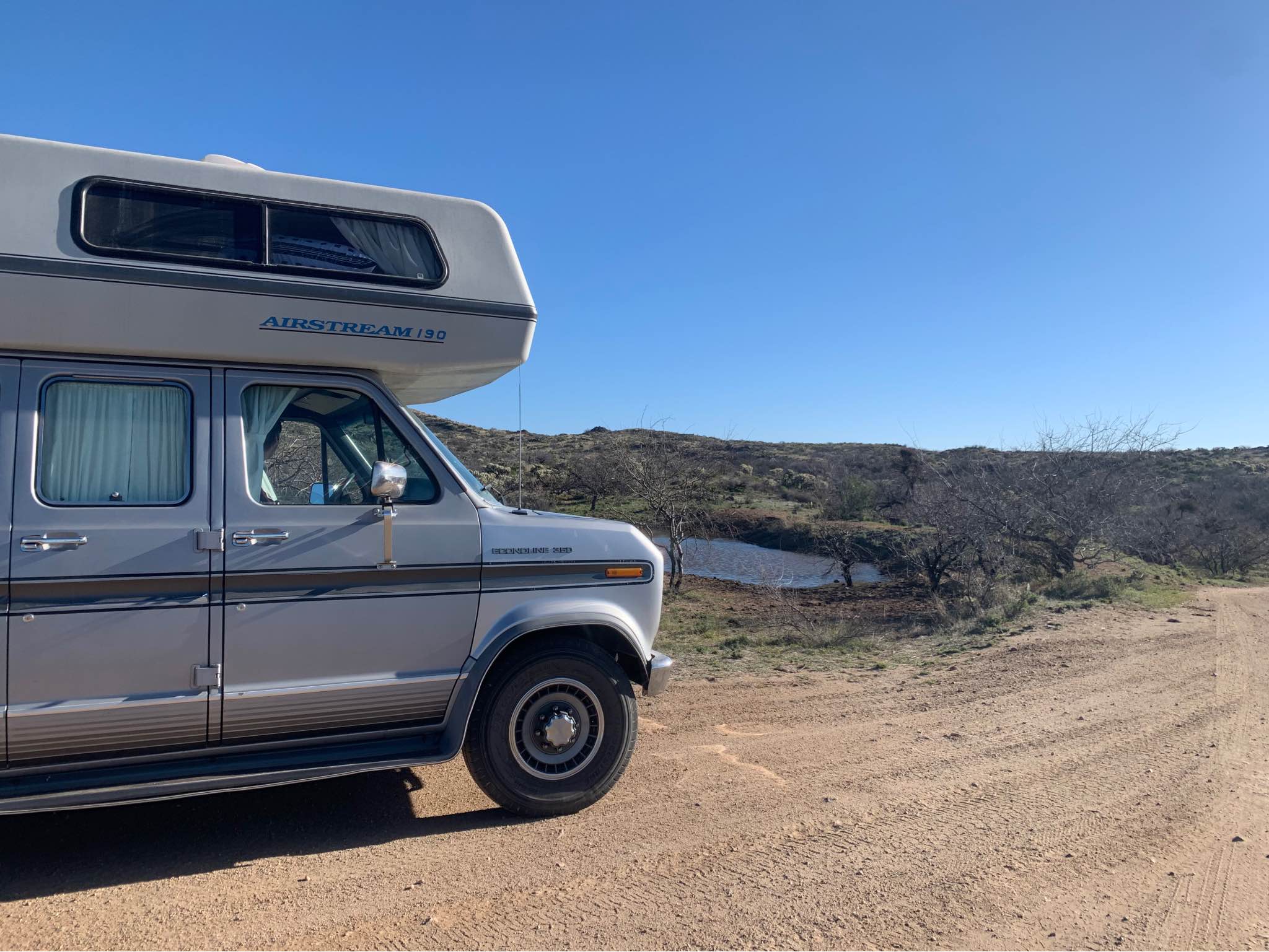 Selling 1989 B190 Airstream Camper Van with Ford E350 Chassis