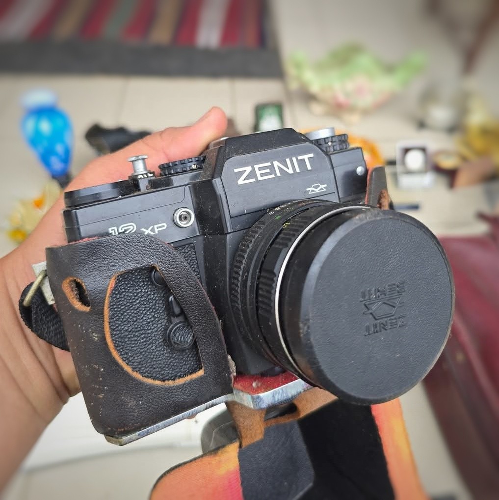 My first Russian camera -zenit 12xp