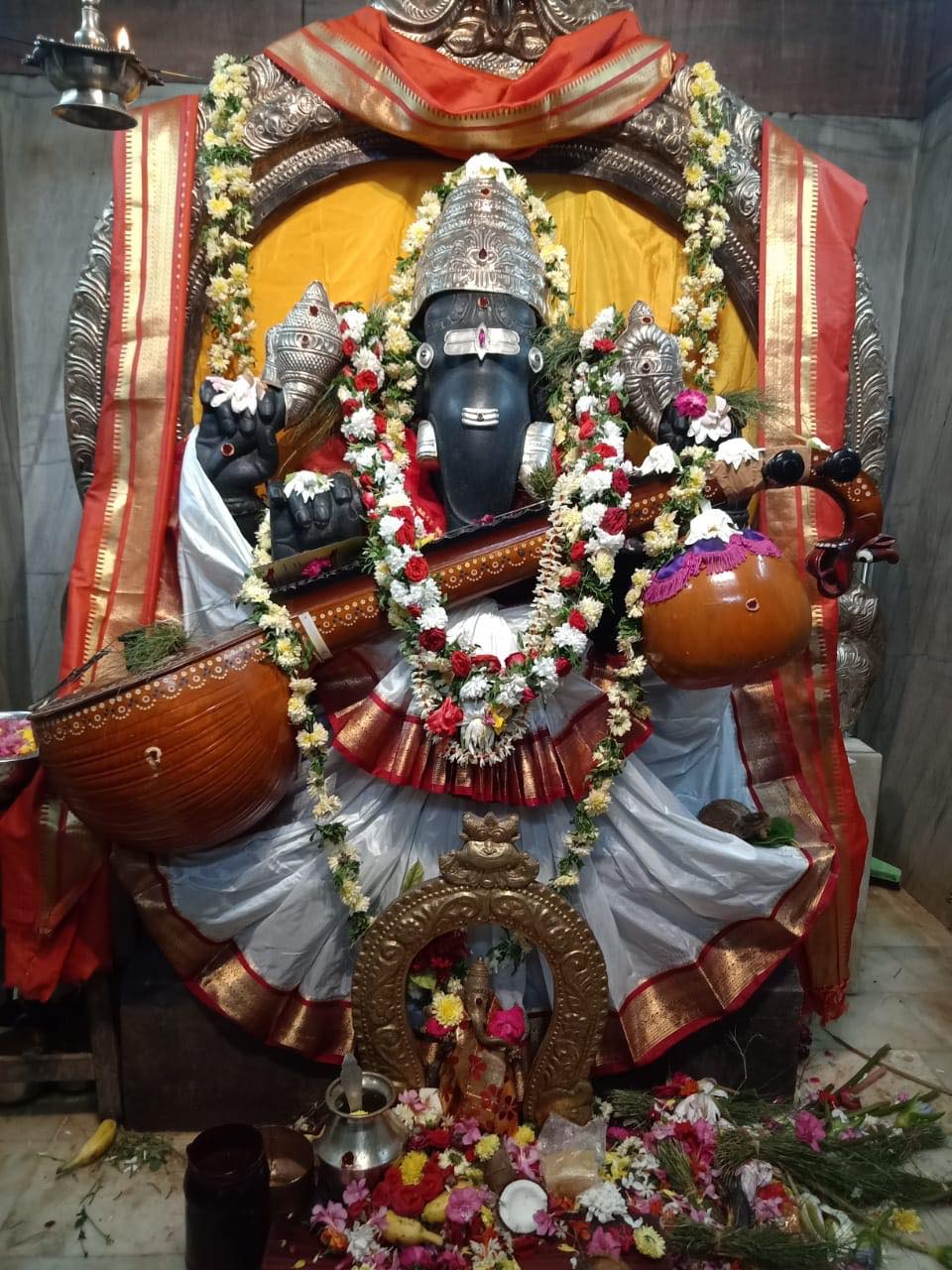 Sa... - Marakatarajeswari Devi Temple, SGS Ashrama, Vijayawada | Facebook