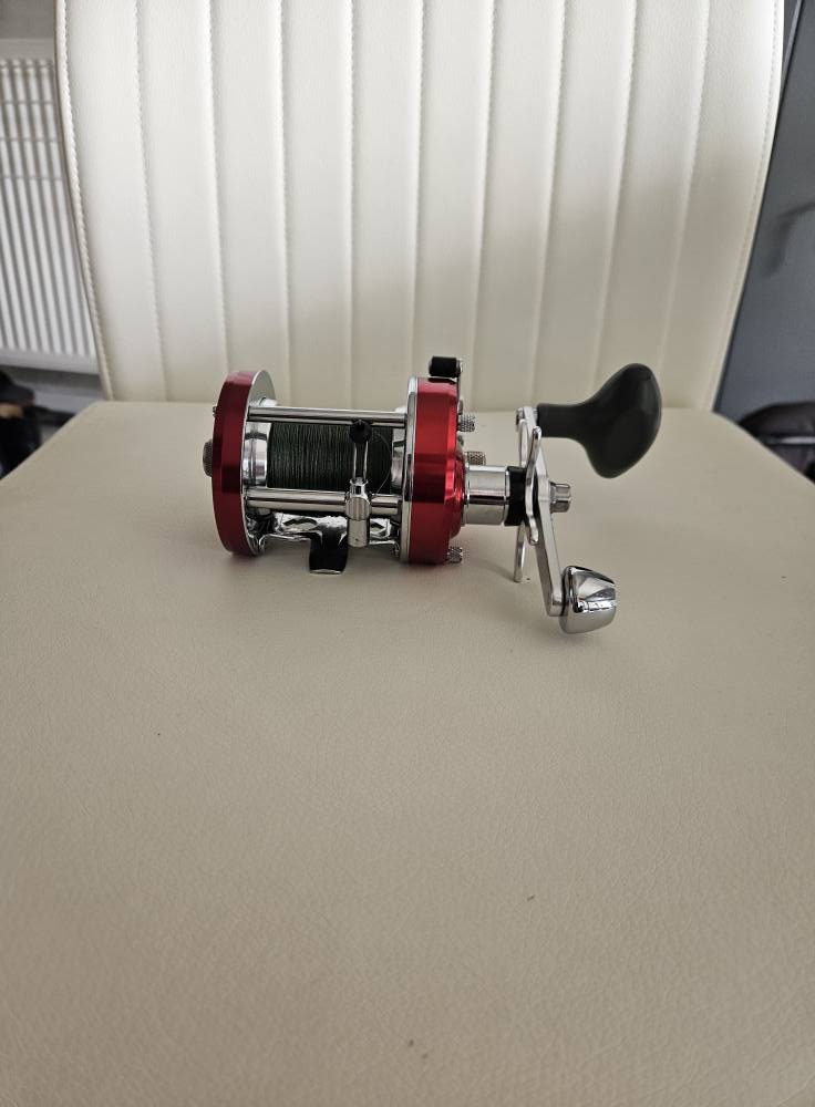 abu garcia catfish pro reel Ambassadeur® 3 stainless steel ball Abu Garcia Max Pro Clearance Size:2000 Reel Size - 7' - Light - 1pc
