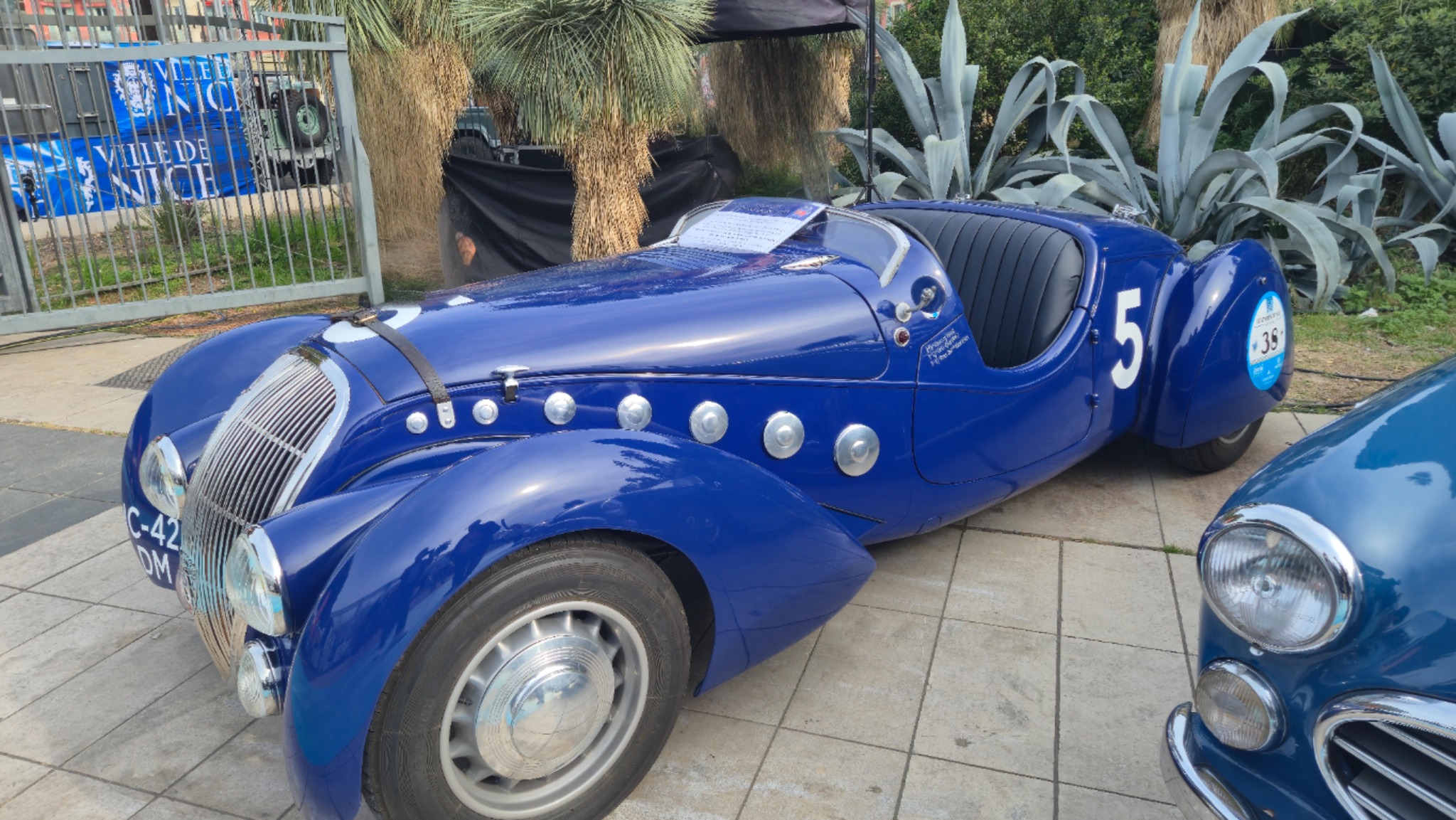 Roadster PEUGEOT 302 Darl'mat spécial de 1937 1991 cm3, 140 km/h