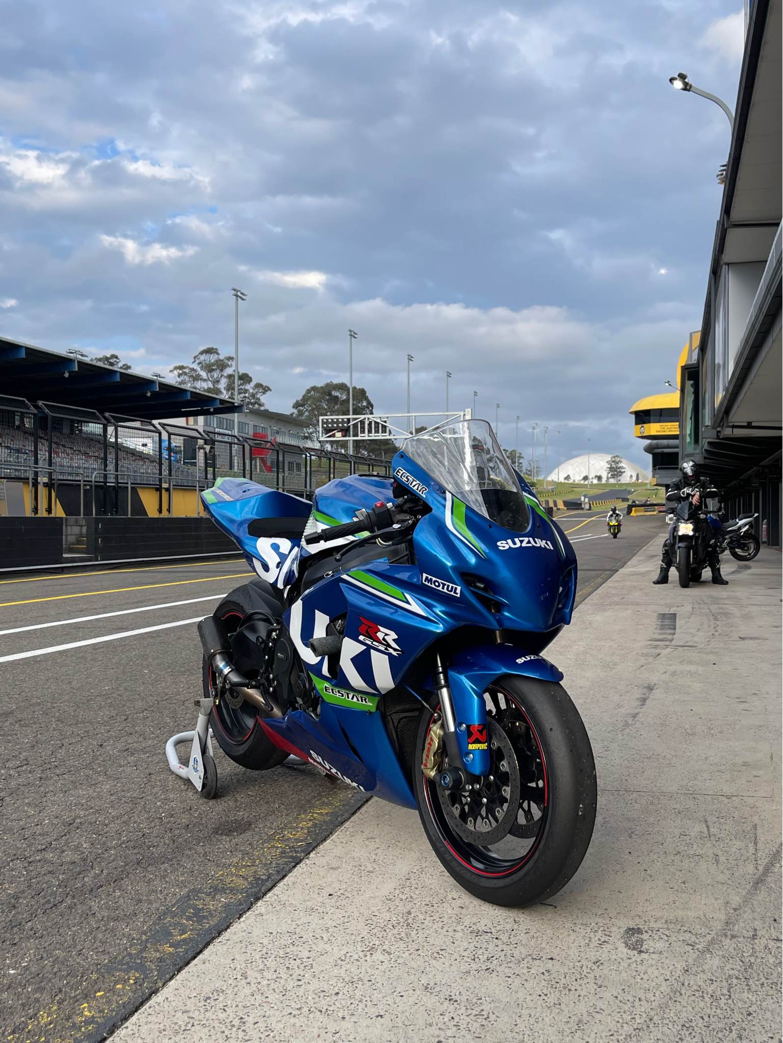 2015 s1000rr Track bike only Write off CANNOT BE REGISTERED HP4