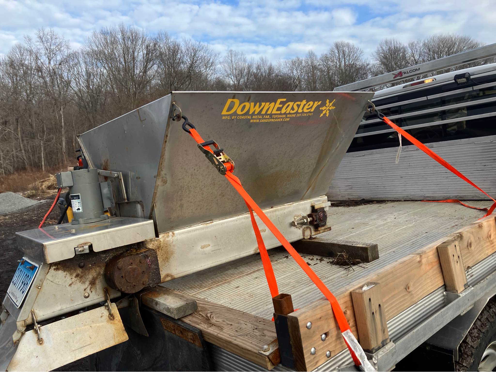 Downeaster electric salt spreader - Sanders - East Lyme, Connecticut ...