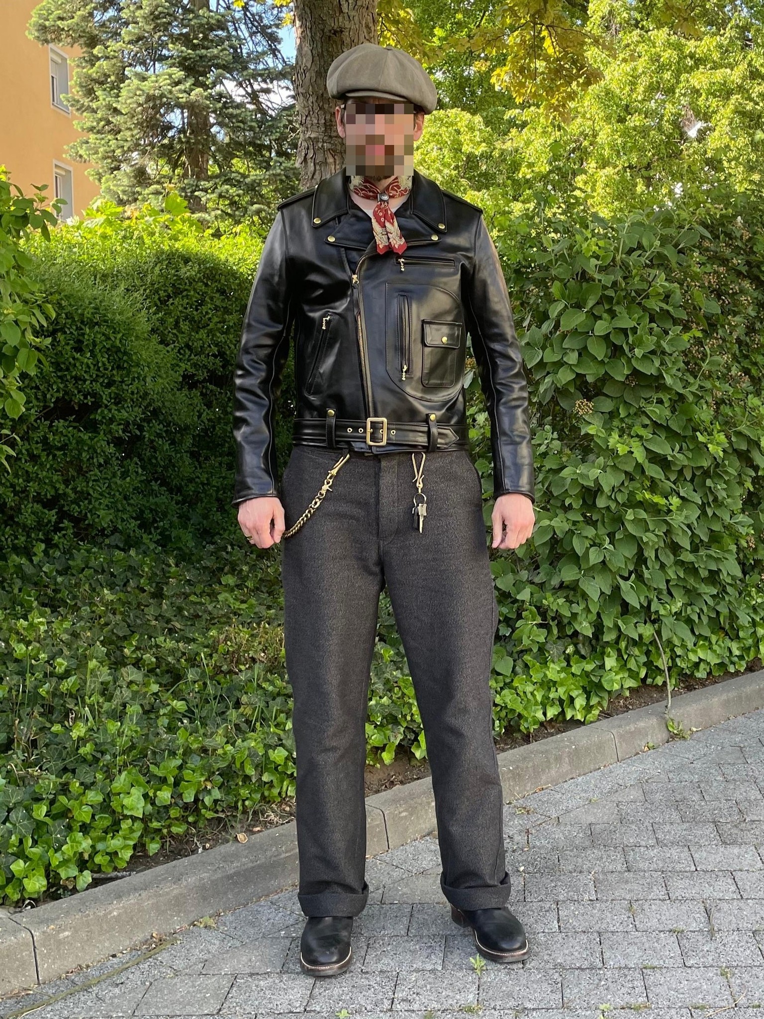 Custom Vincenza Aero leather jacket for tall rider