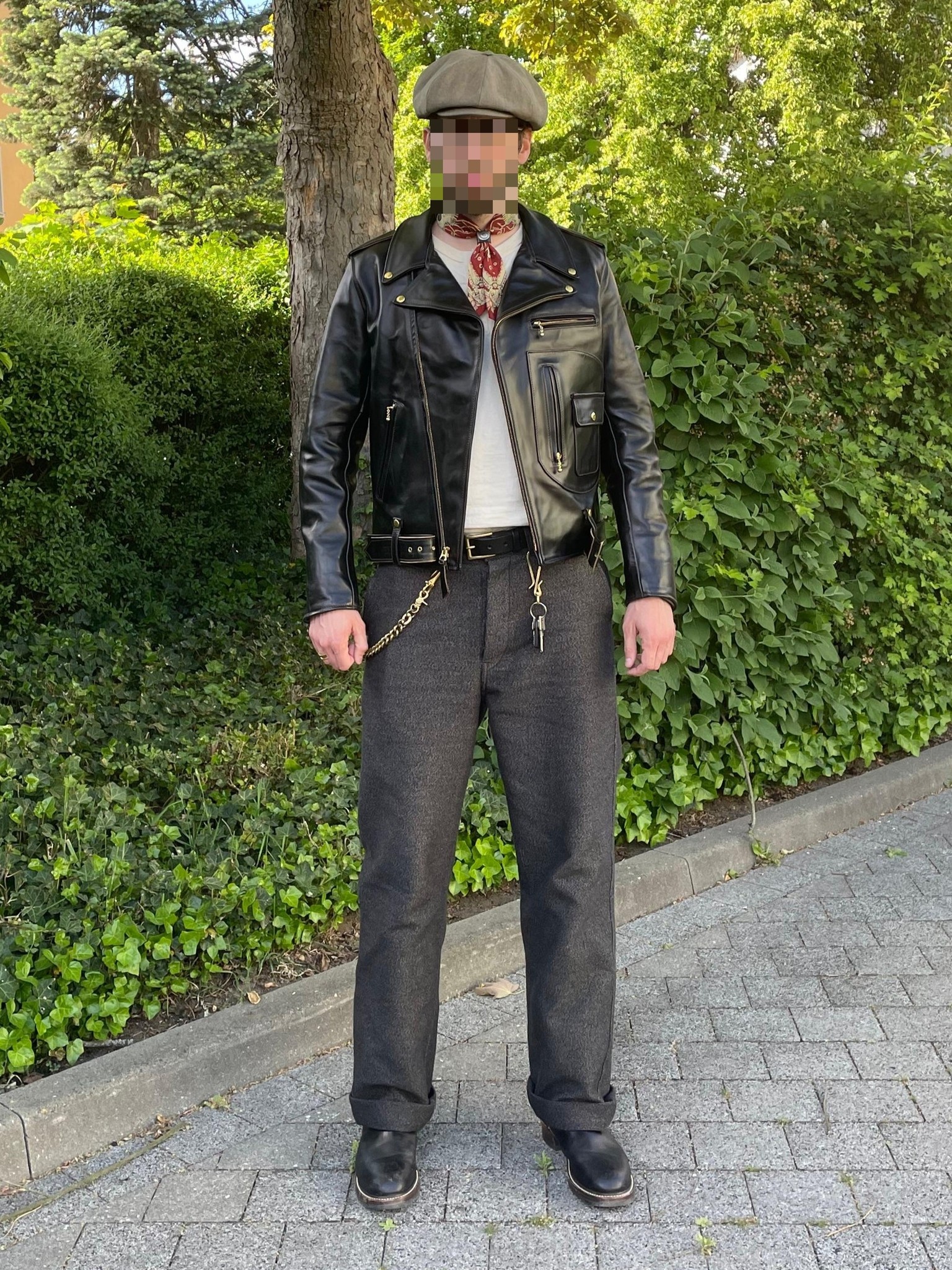 Custom Vincenza Aero leather jacket for tall rider