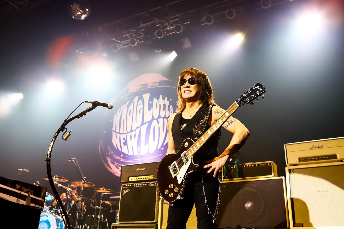 B'z LIVE-GYM Pleasure 2018 -HINOTORI-】 AJINOMOTO STADIUM & Other
