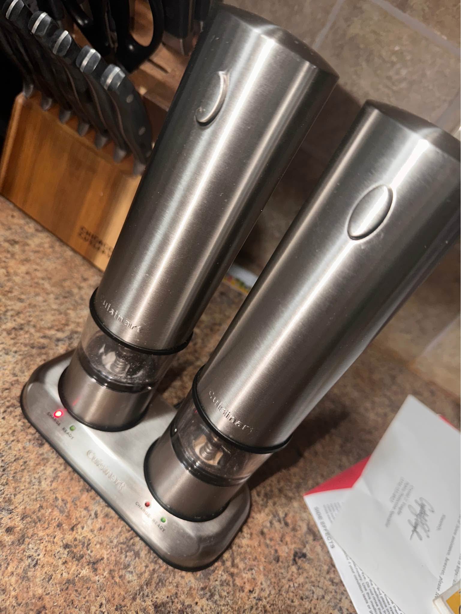 IDZOR Electric Salt & Pepper Grinder Set - Rechargeable, Adjustable Coarseness, Digital Display