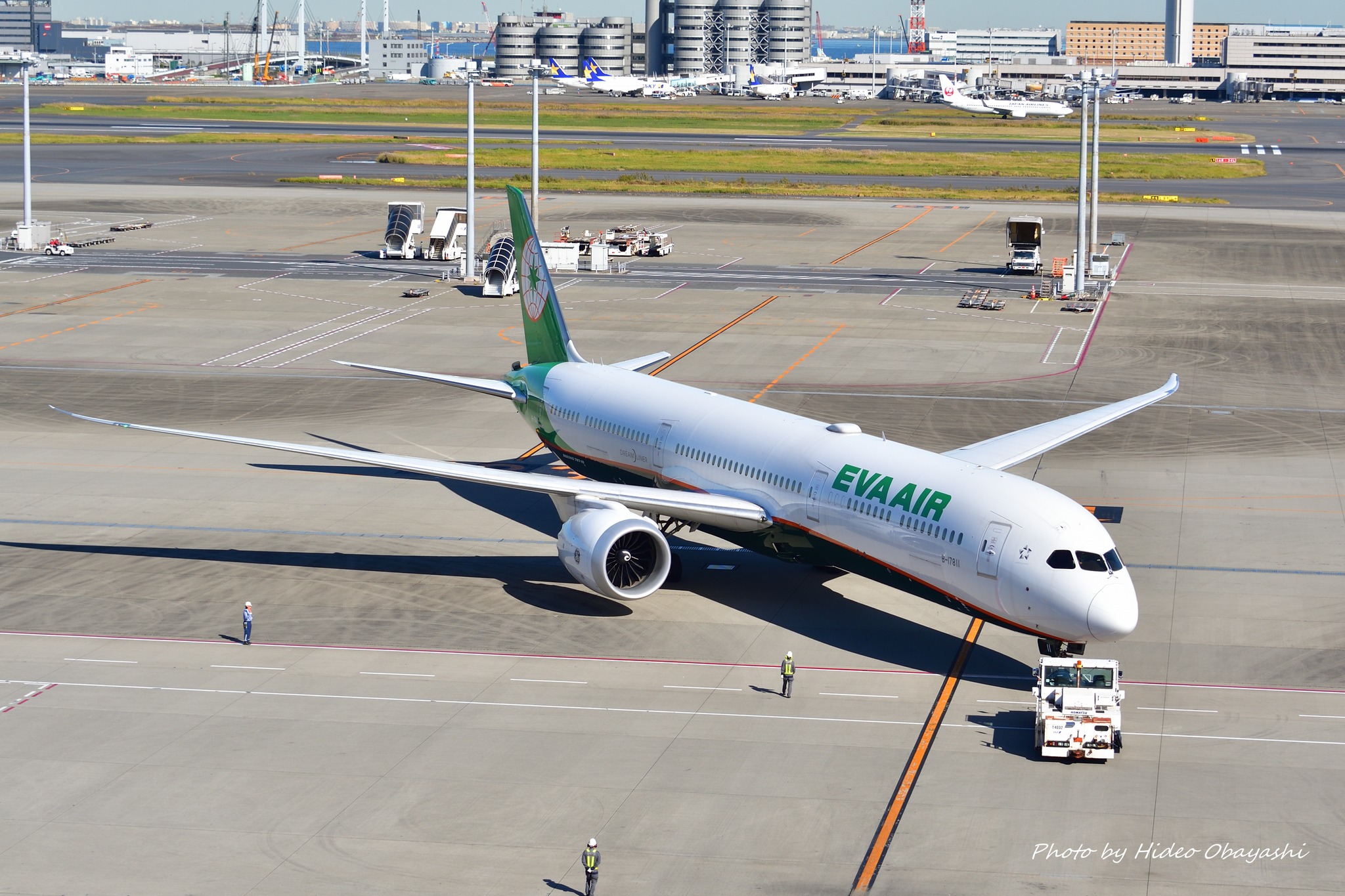 Eva Air Boeing 787-10 Dreamliner at Tokyo Haneda airport