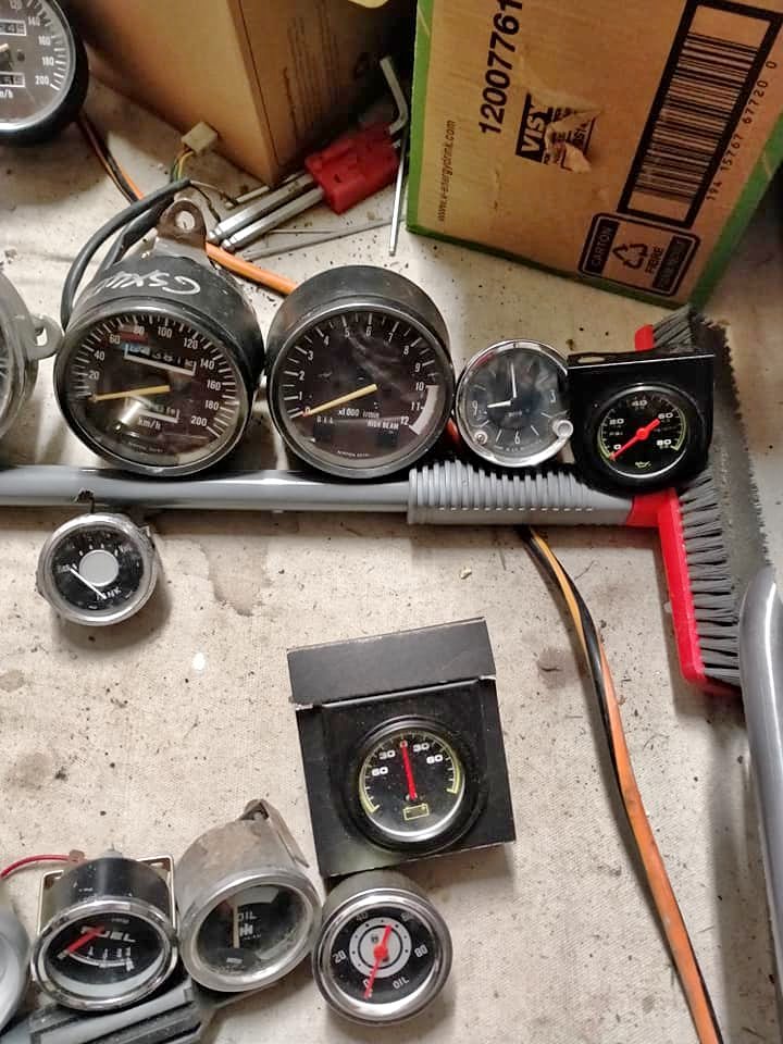 Car gauges - Measuring Tools & Sensors - Feilding, New Zealand ...
