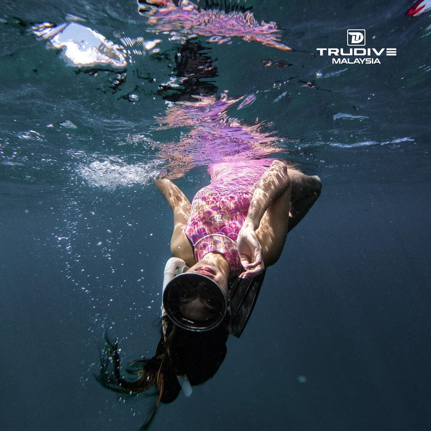 This Timeless Oval Diving... - Trudive Malaysia And Singapore