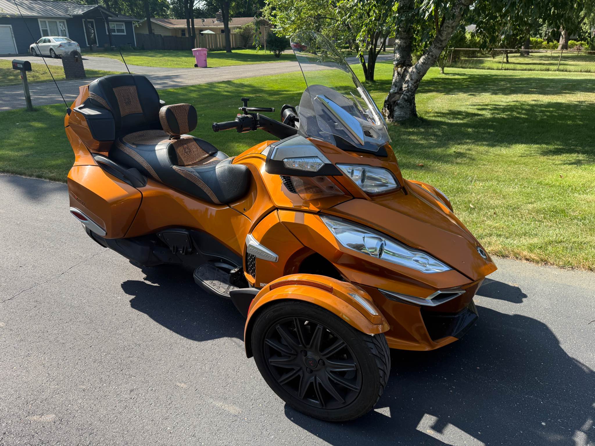 2014-can-am-spyder