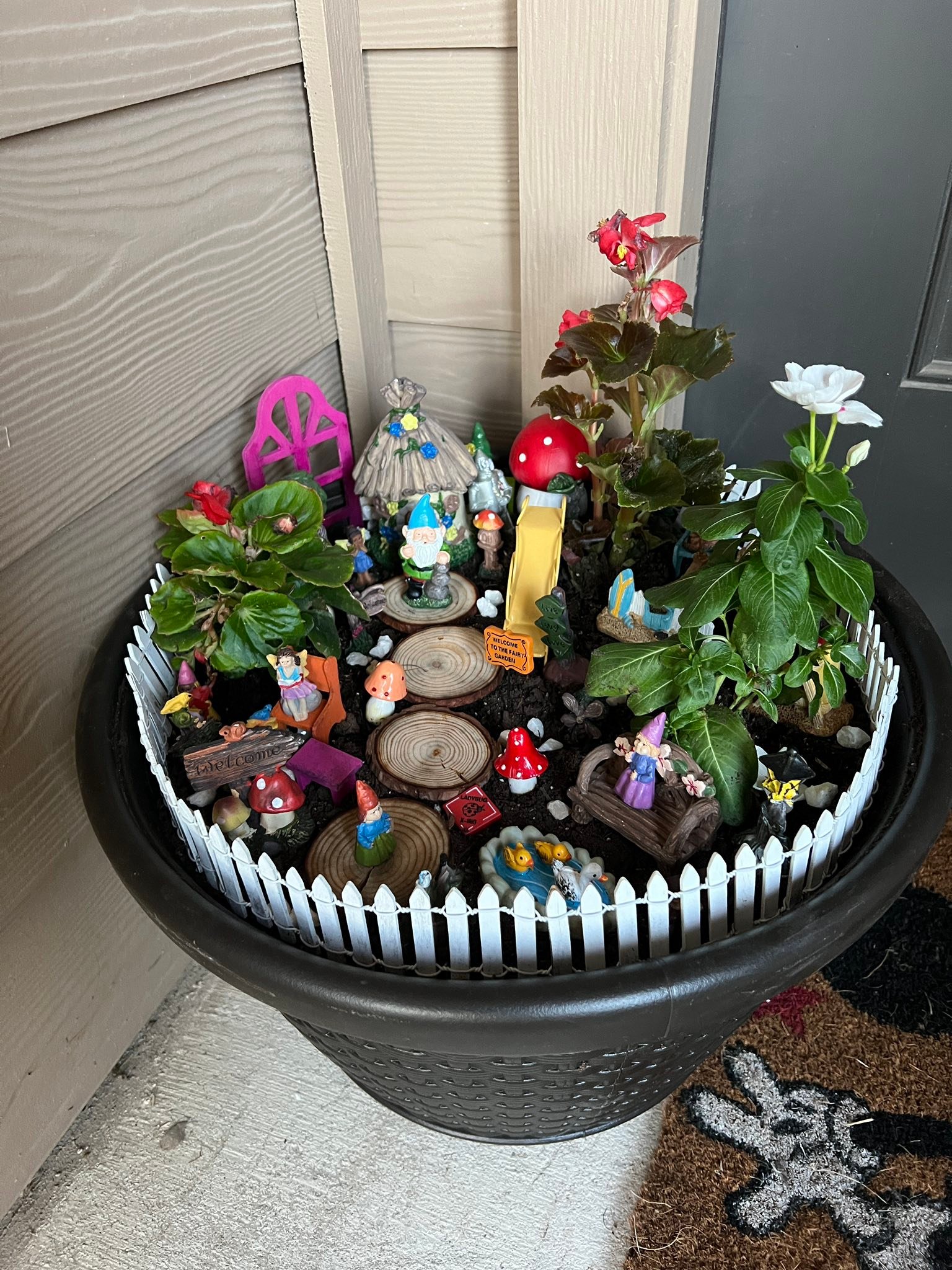 What is a Indoor Fairy Garden: Create Enchanting Spaces