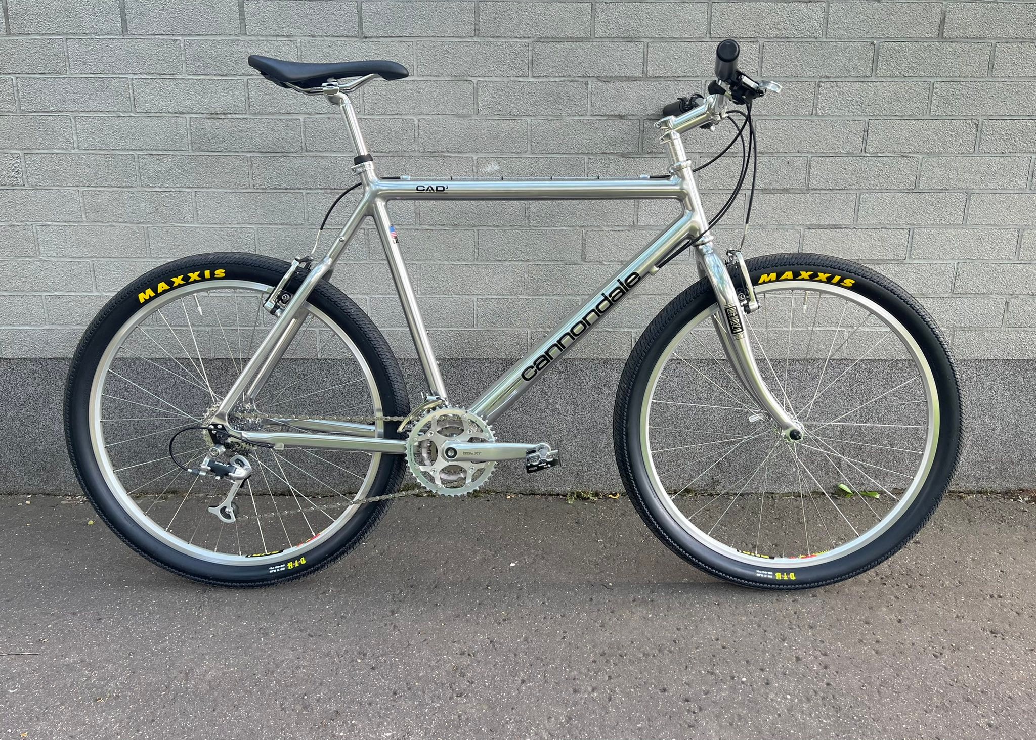 Upgraded 1993 Cannondale M300 bike with XT components
