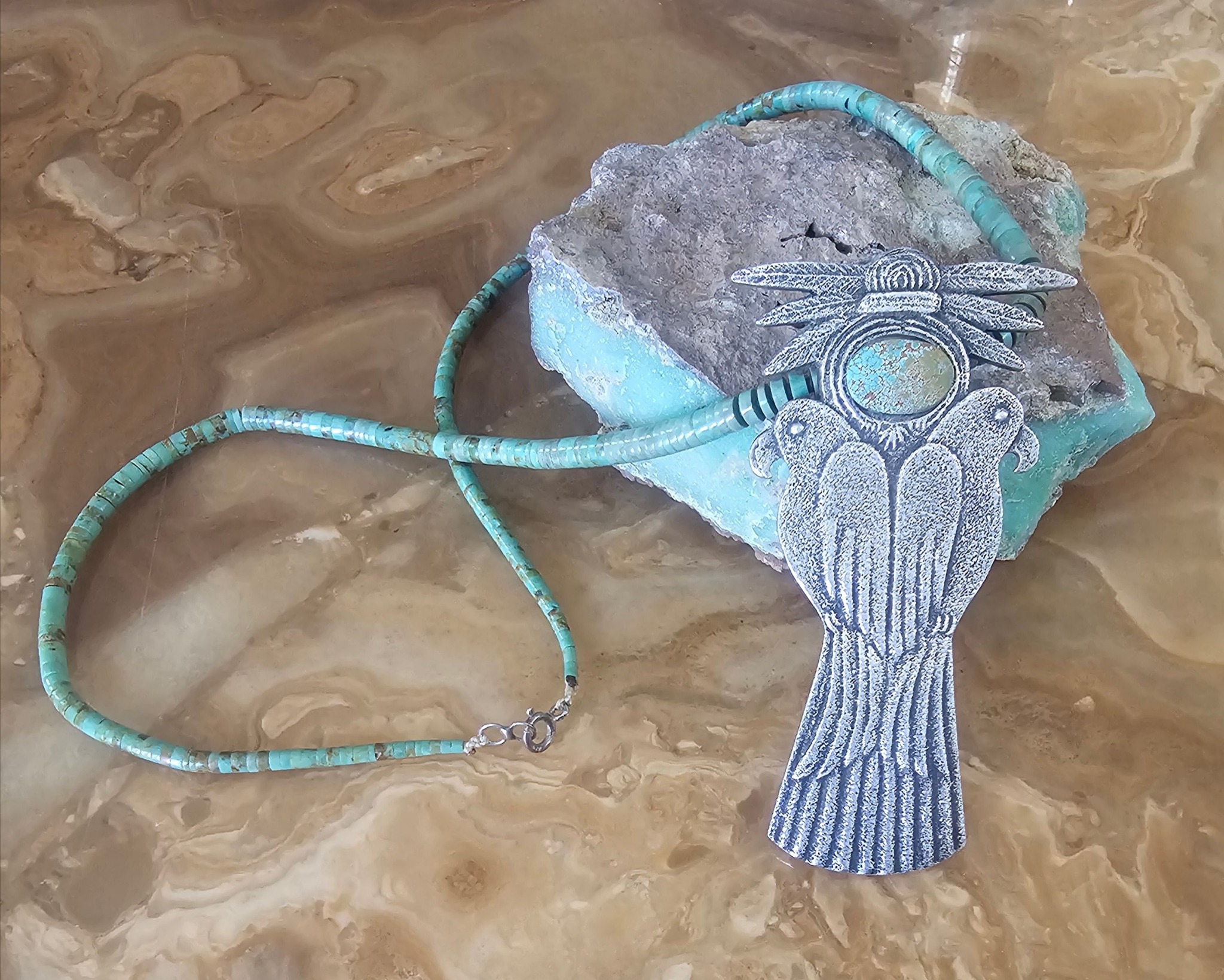 Just sharing this amazing pendant by Darryl Dean Begay now that it 