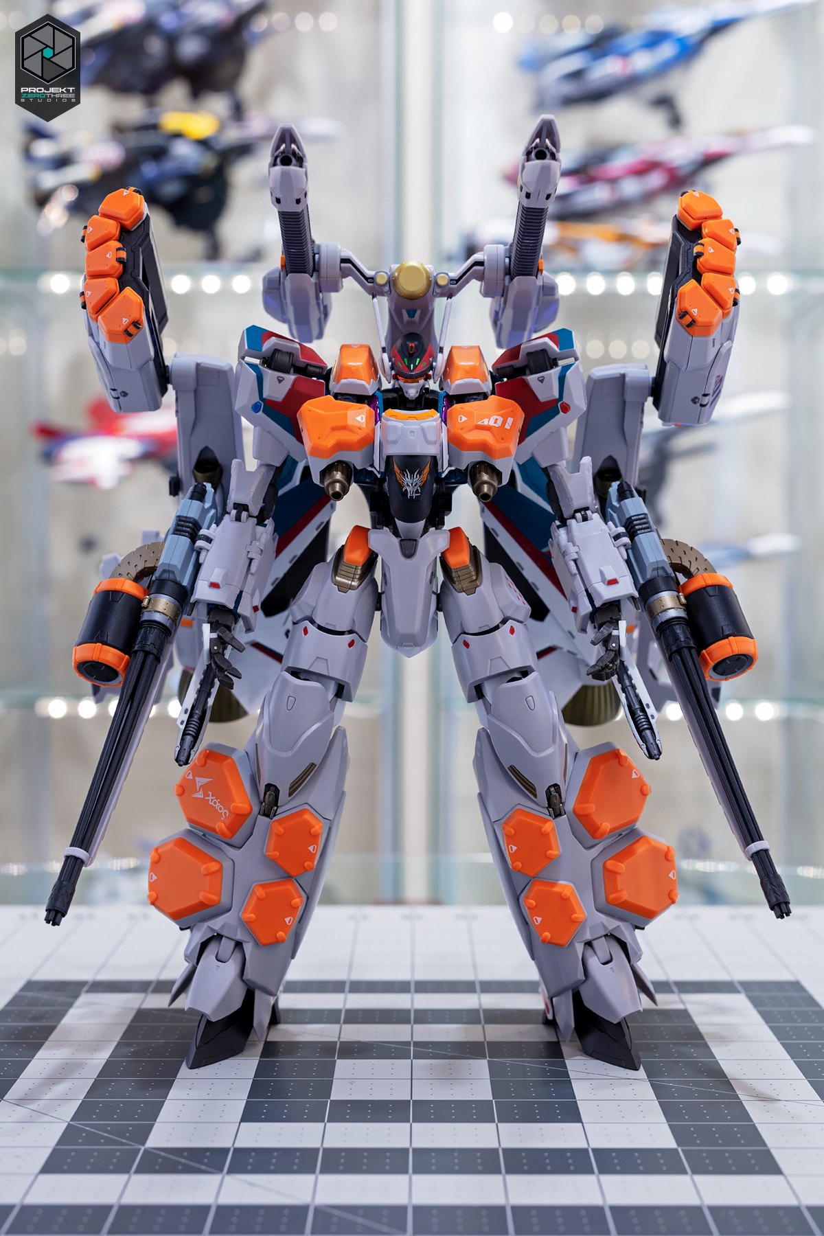 246915_8