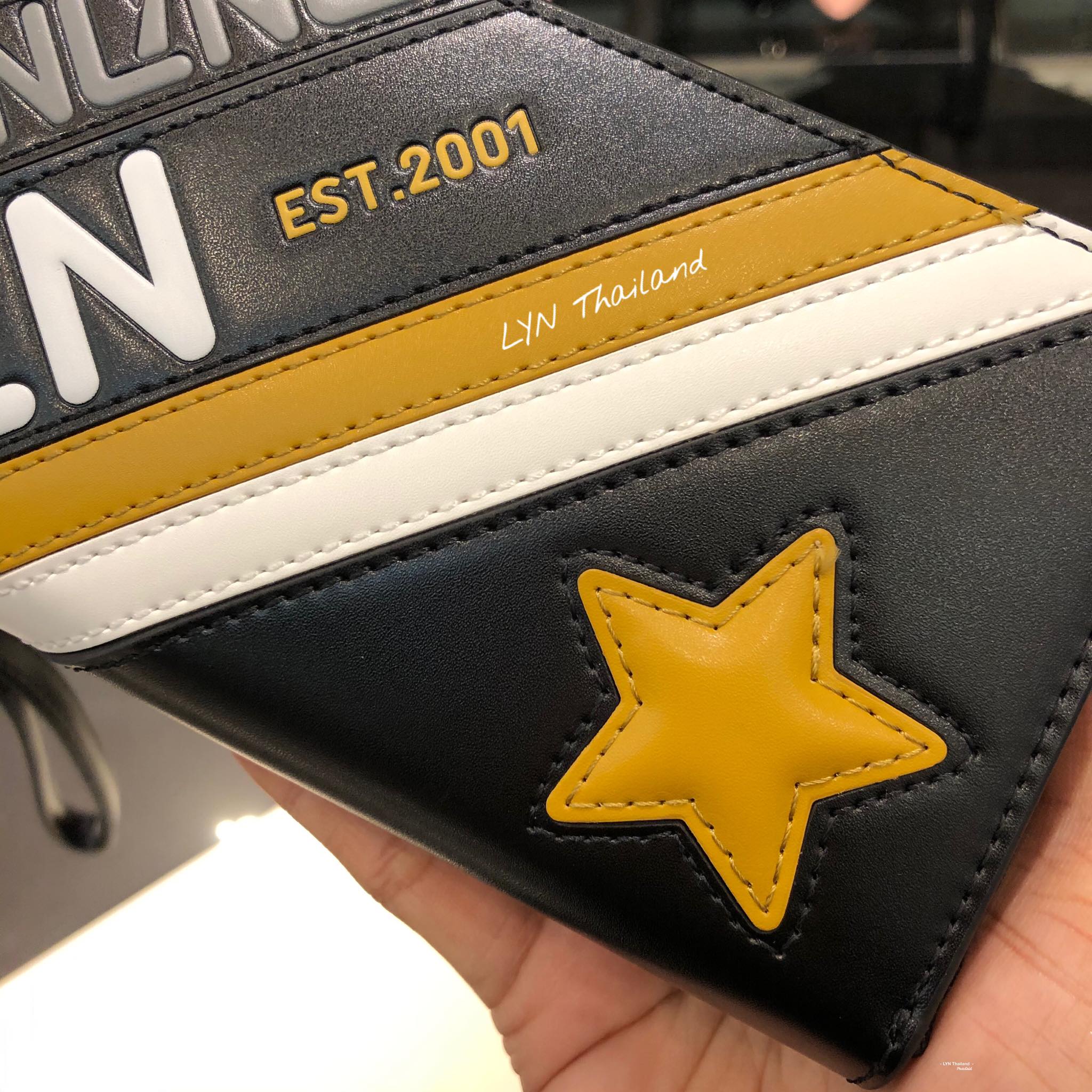 LYN Thailand - 💥NEW COLLECTION💥 #กระเป๋าสตางค์LYN รุ่น Lila Long Wallet ...