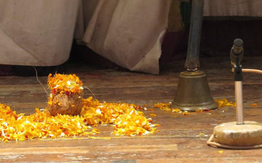 Bechki - Marathi Play