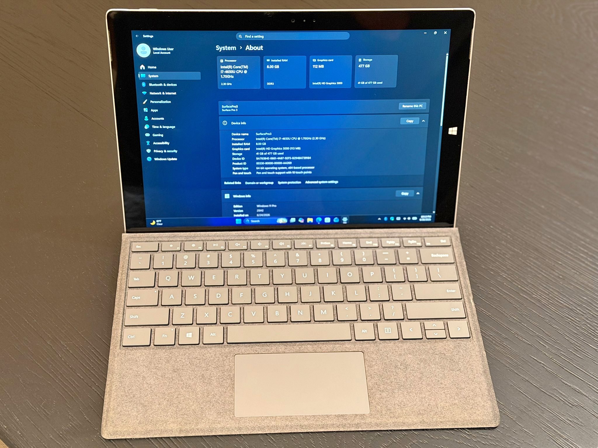 Microsoft Surface Pro 3 - i7 / 512GB SSD / 8GB RAM + Keyboard + 