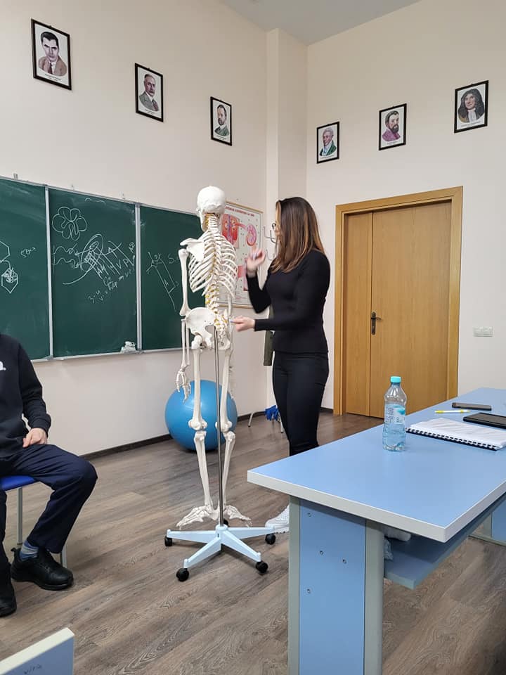 Specialitatea Kinetoterapie si Terapie Ocupationala. USPEE Chisinau.