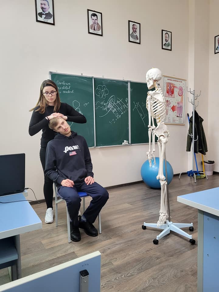 Specialitatea Kinetoterapie si Terapie Ocupationala. USPEE Chisinau.