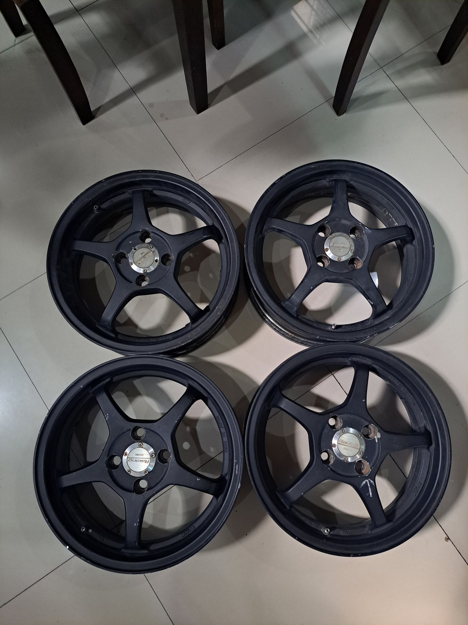 For sale! Enkei racing js+m (orig) 15x5 +45 Complete center caps
