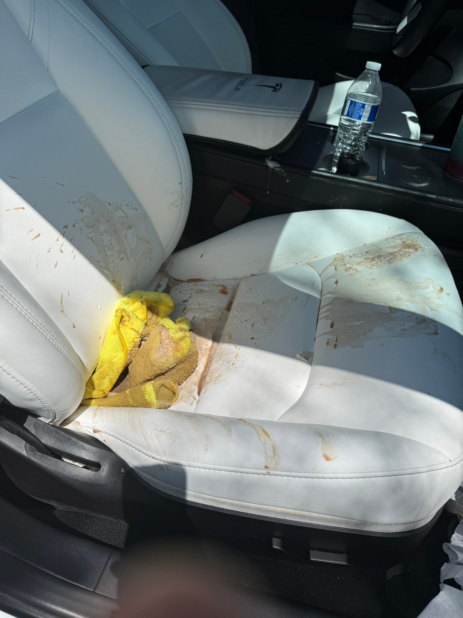 How to Clean Leather Car Seat Covers: Expert Tips