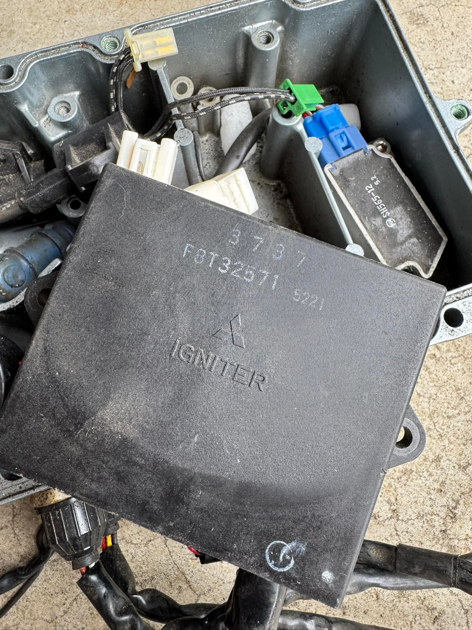 Kawasaki 900 Zxi CDI wiring harness compatibility issues