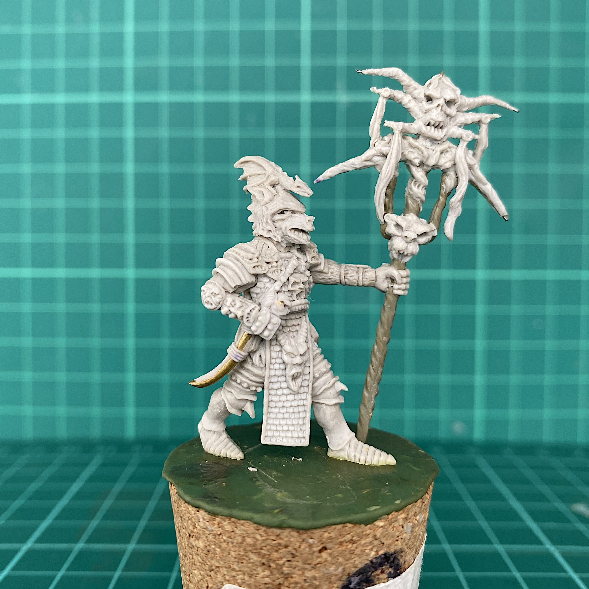 A WIP of a quick Chaos Sorcerer, which I