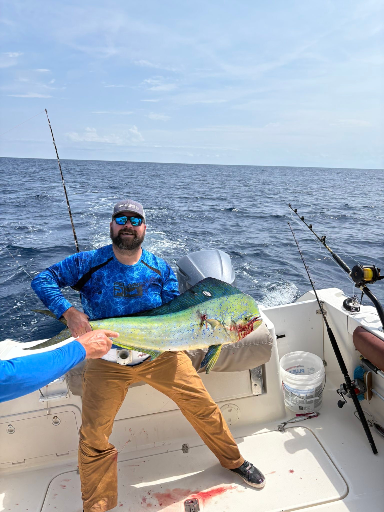 shimano 5'6 rod ppwer medium fast action Sojourn Spinning C 7' H beach fishing cart and how portable they Metal Crankbait Fishing Lures Size:Halfmoon Plakat