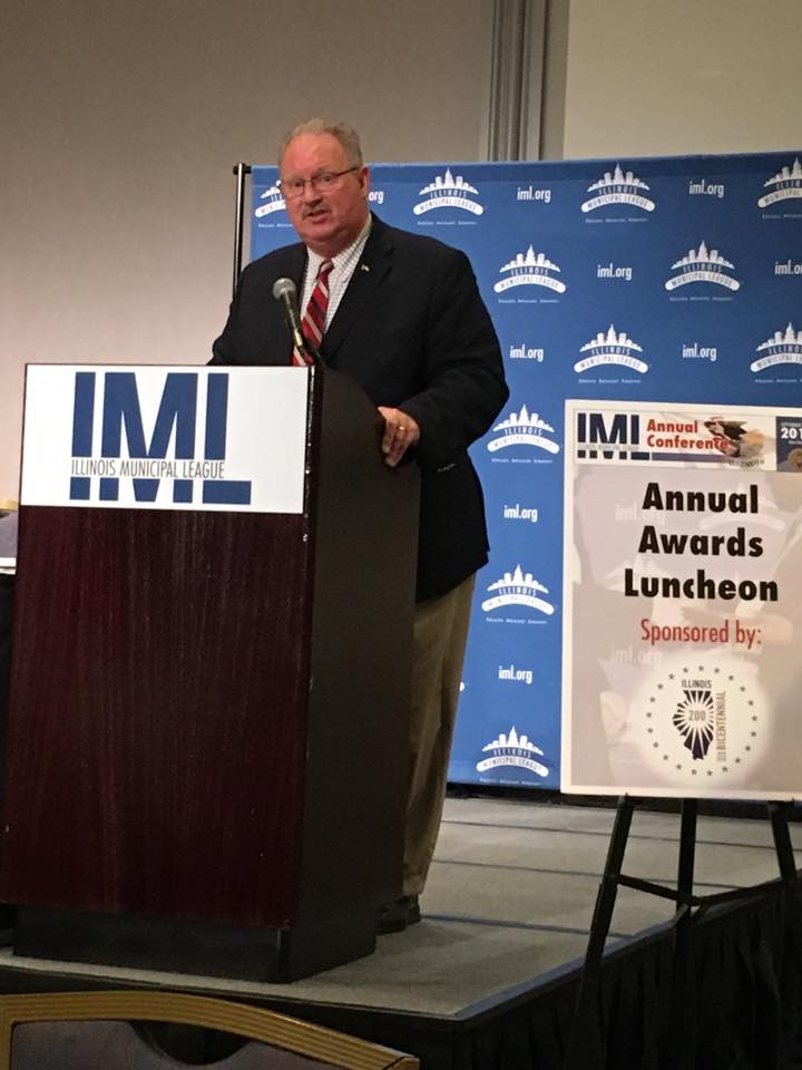 Congratulations to Mayor... - Macomb Area Chamber of Commerce