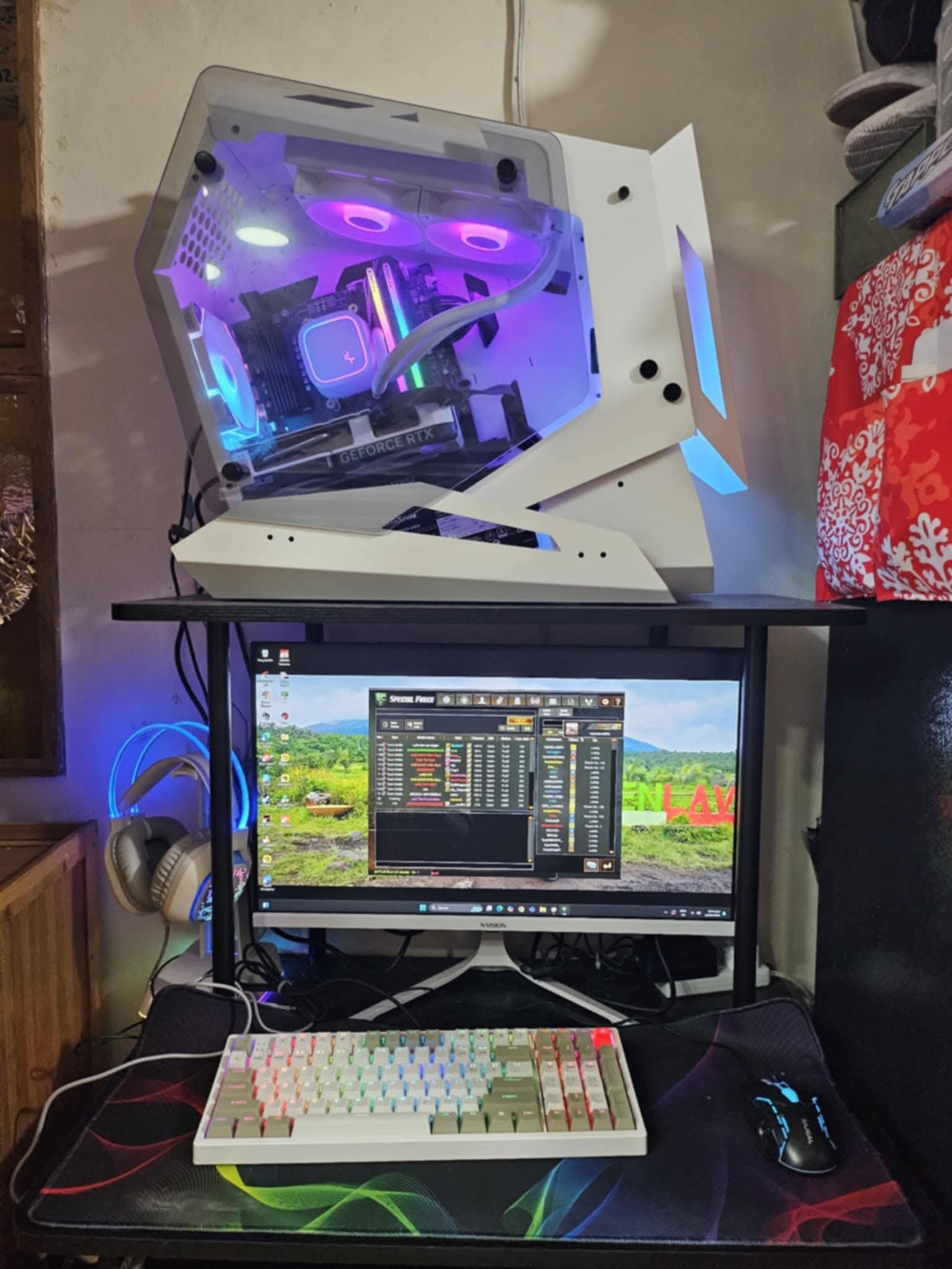 For sale!! PC set Specs: AMD Ryzen 7 PRO 4750G with Radeo Graphics 