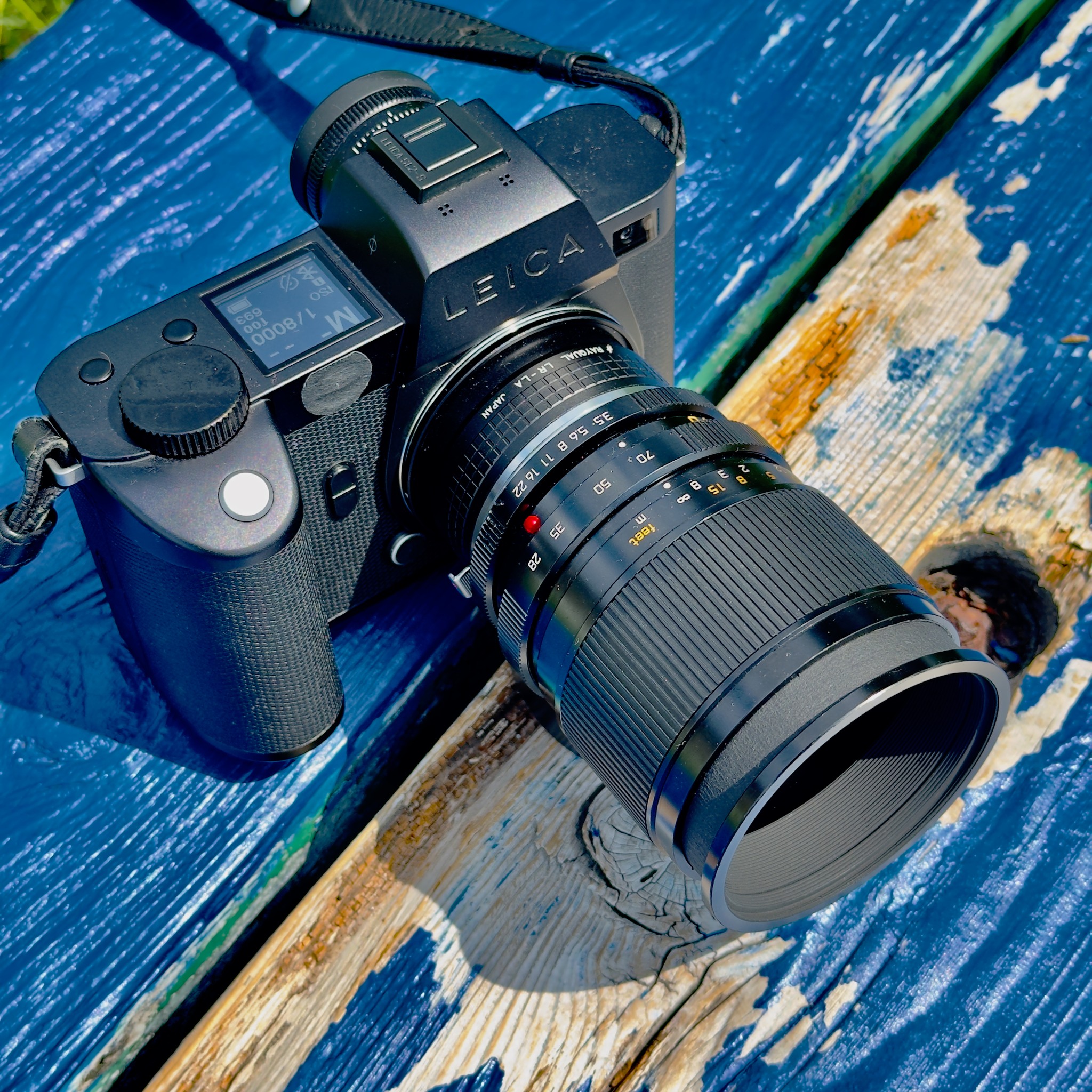 Leica Vario-Elmar-R 28-70mm lens