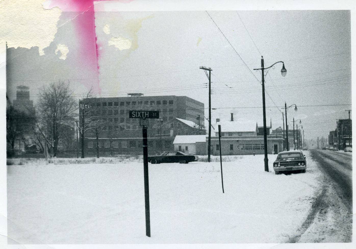 Pictures of Five Corners in Niagara Falls, ON in 1960s and 70s?