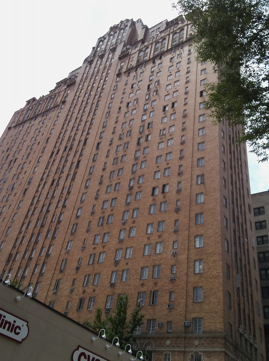 The Drake Apartments, May, 2019. - Old Images of Philadelphia