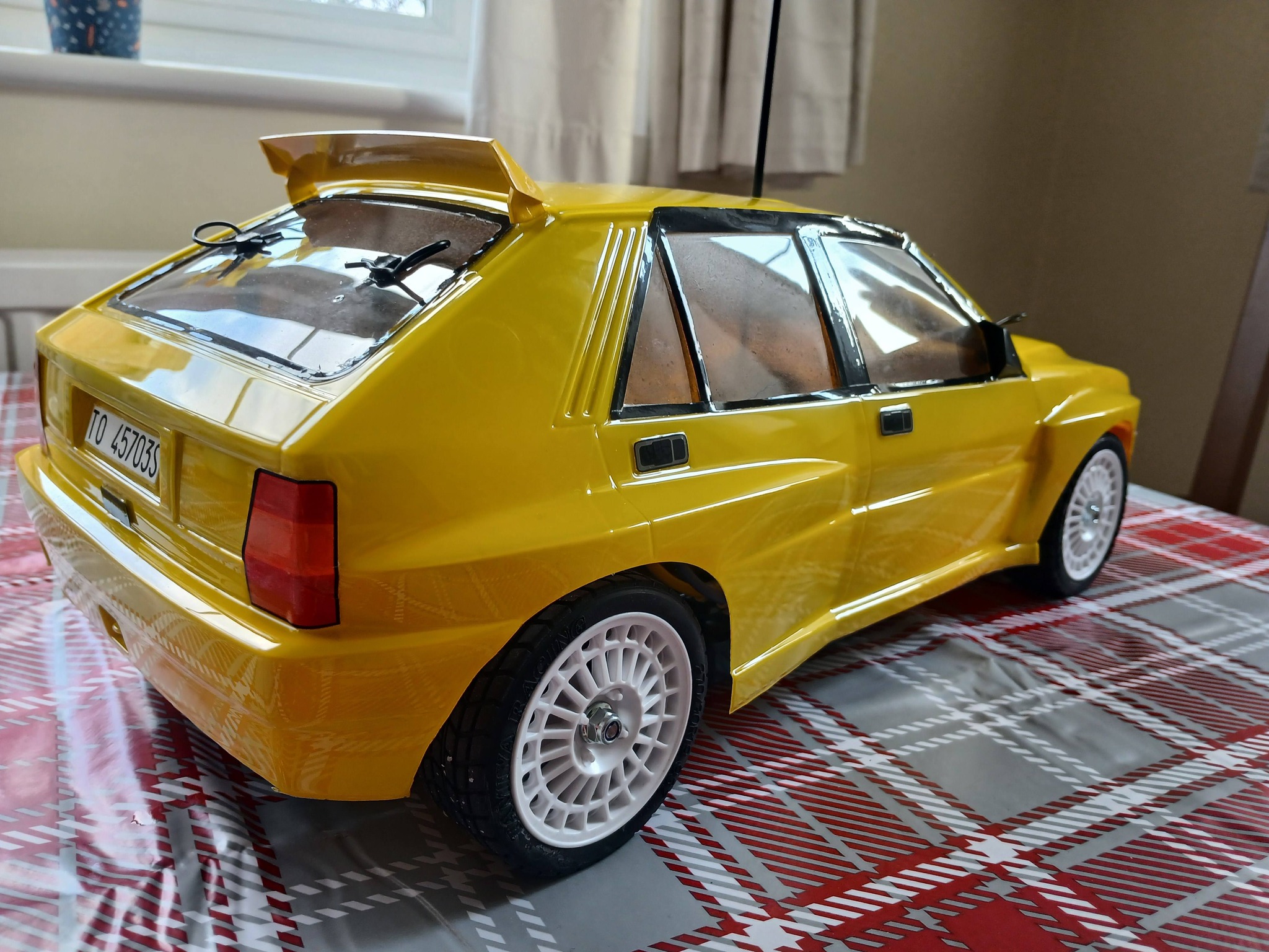 Tamiya Lancia Delta Integrale イエローボディ Lancia Delta TT02