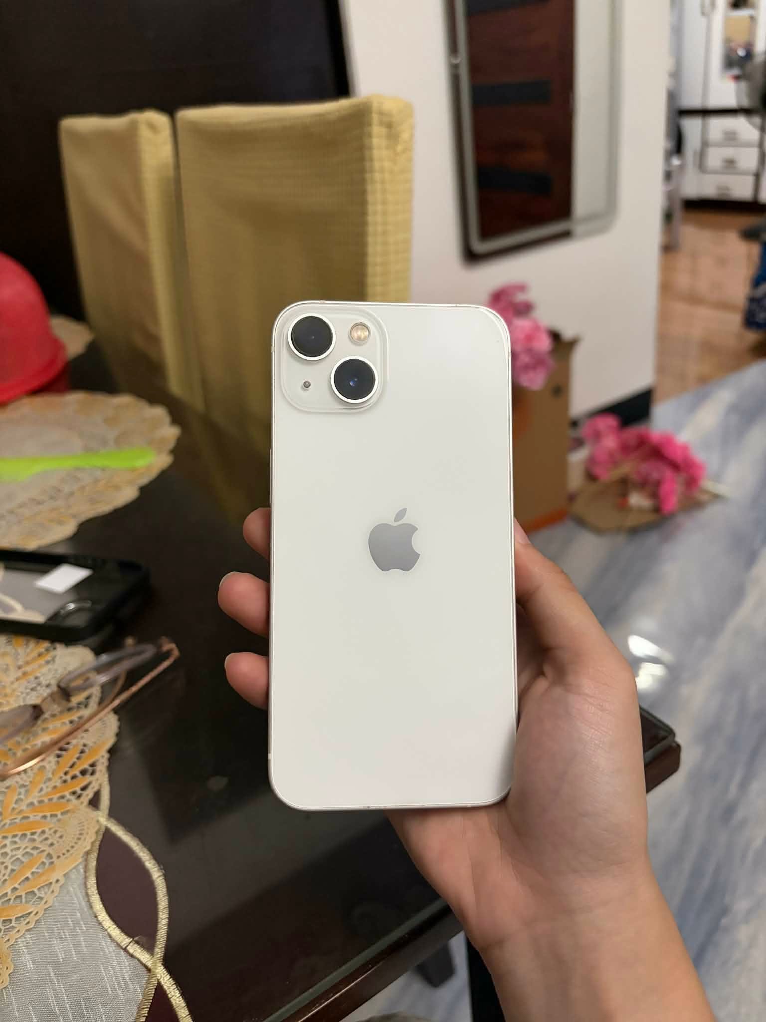 Apple iPhone 13 スターライト 128GB バッテリー88% Verizon iPhone 13 