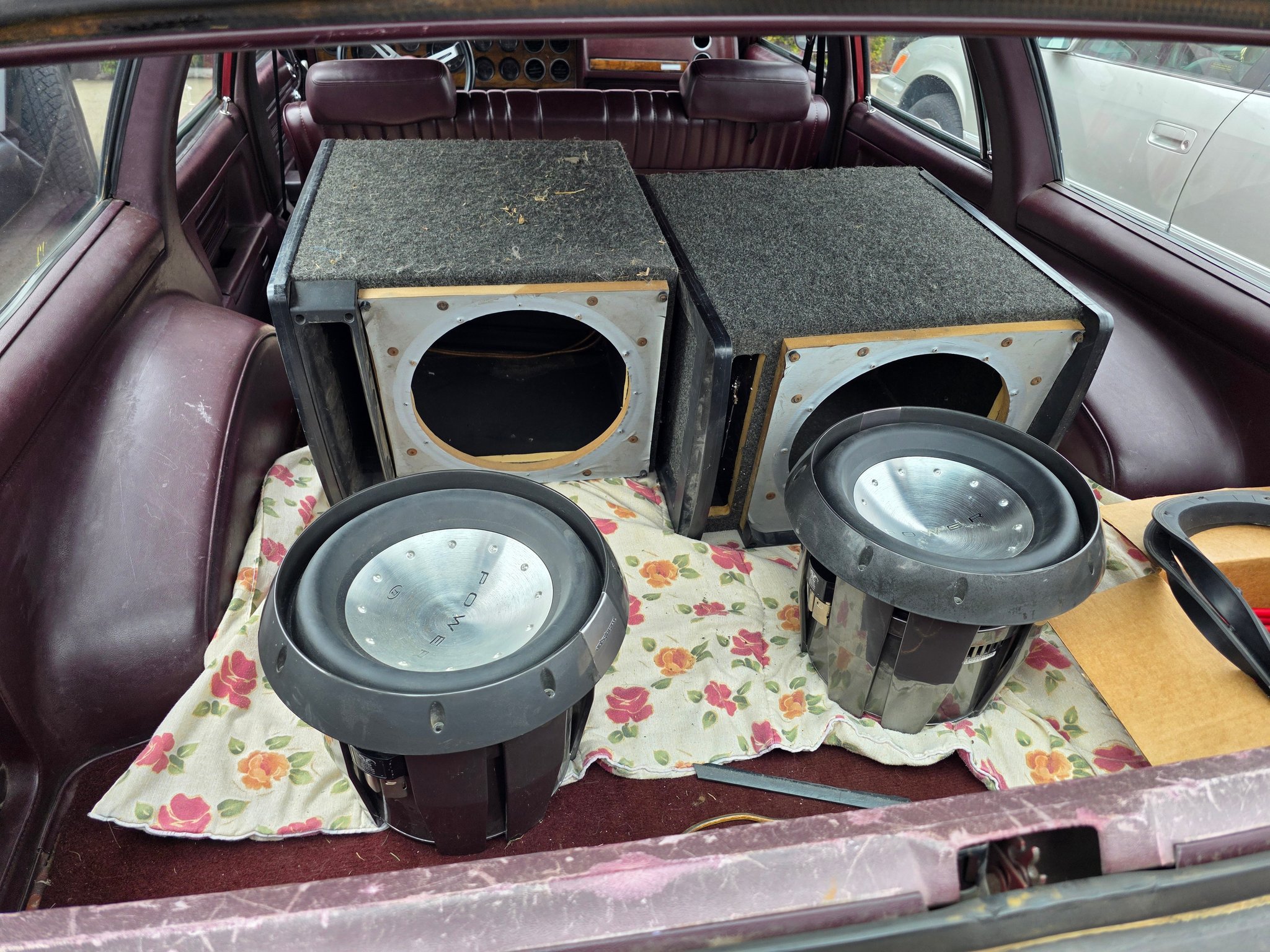 2x Infinity PRIMUS 1200 12 Inch 2400W High Performance Car