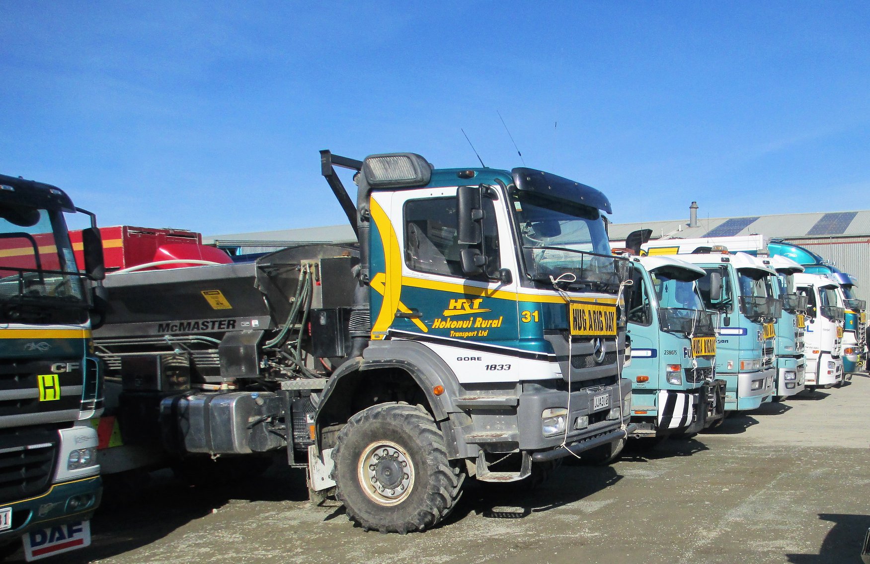 All happy at Hug A Rig... Southland... - NZ Truck & Driver