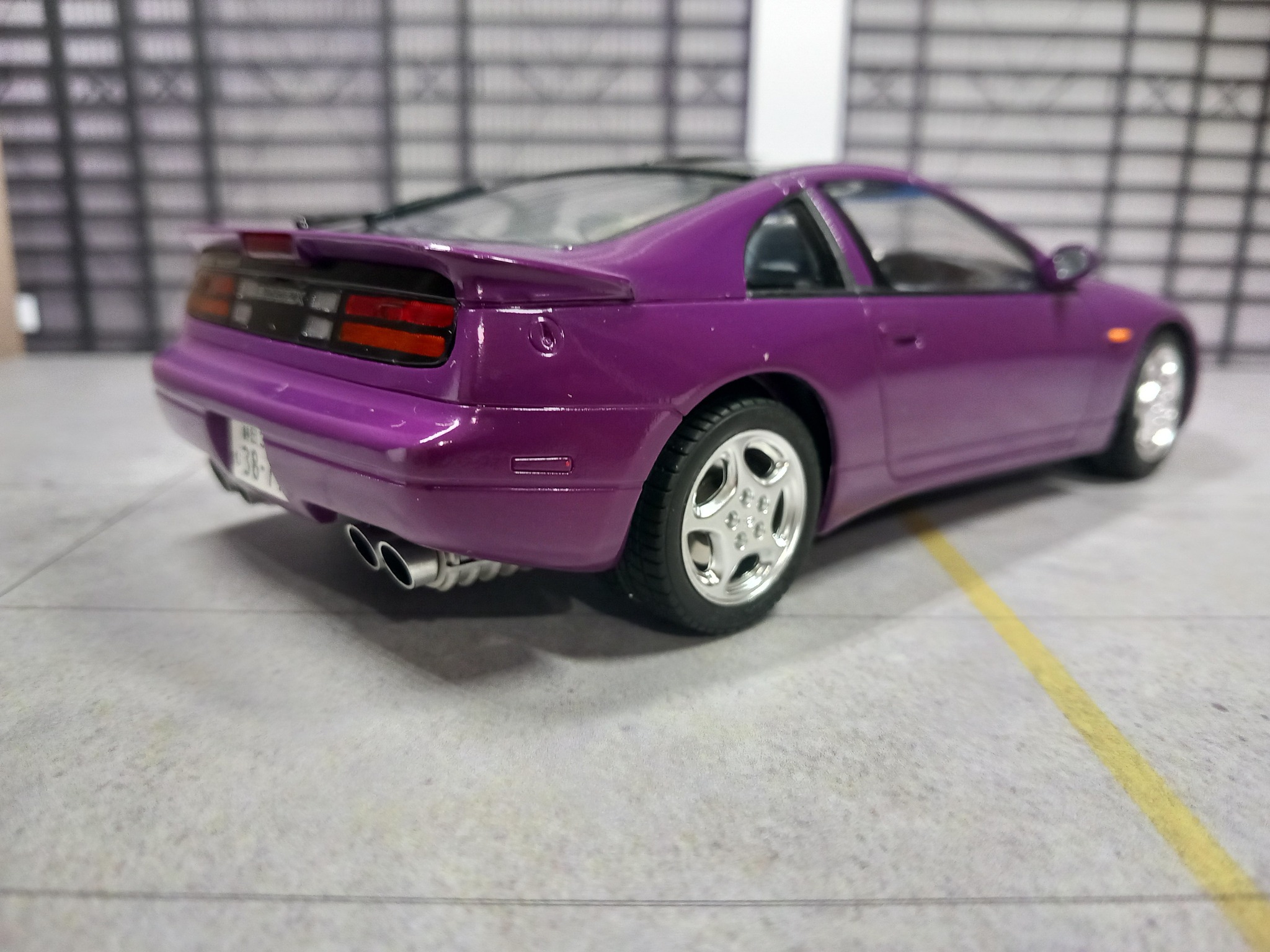 Tamiya 1/24 Nissan 300ZX (Z31) (24042). Bought from Wahwah Model