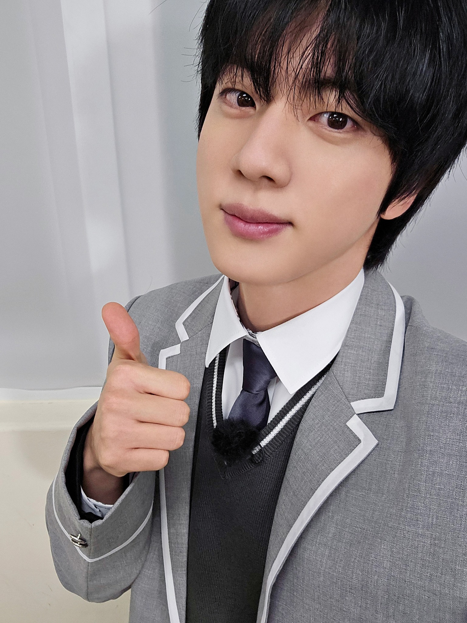 Today is RUN JIN EP. 31 day! 🏃 Welcome to Run Jin High School