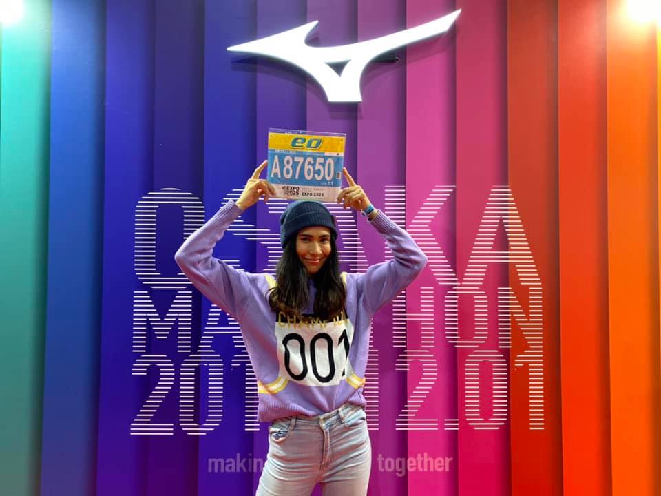 雷理莎 Lisa Ries - 終於 要知道42.195是什麼了 #大阪馬 #倒數一天 #mizuno...