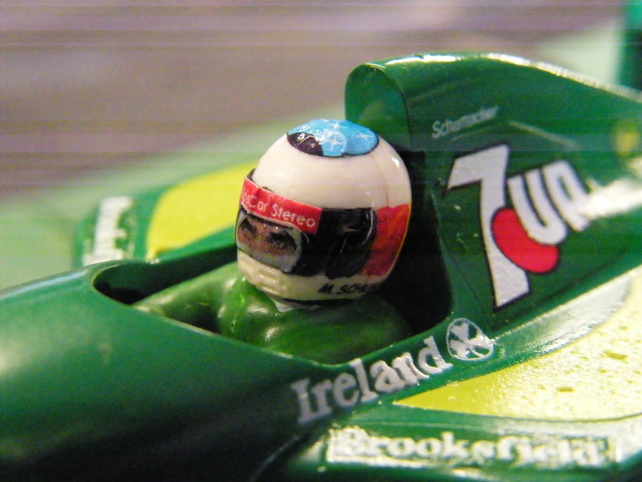 Here's a couple of re-liveries done on Scalextric Williams FW15C
