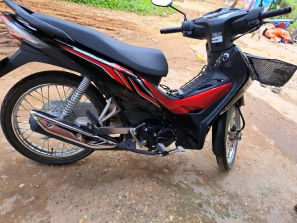 ຂາຍ ປີ24 ຫນັງສືຄົບ💯 33ລ້ານ5ແສນກີບ
