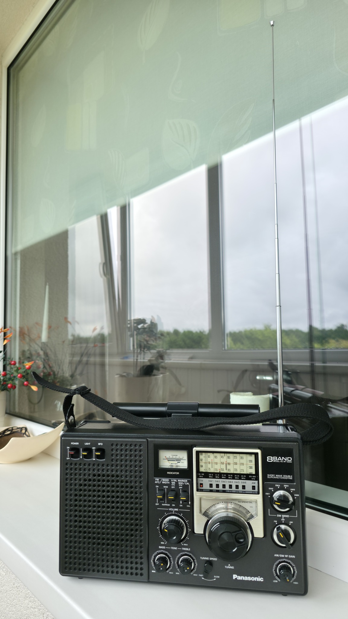Panasonic RF-ND200R Radio Tascabile Argento AM/FM/TV – Usata Funzionante Dal Giappone