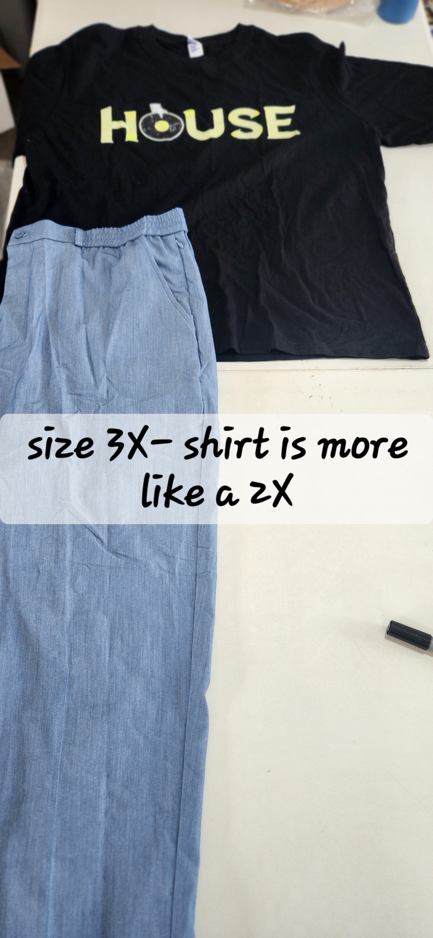 Auction 7/17 SIZE XXXL Lot Starting bid $2 Auction Ends Saturday