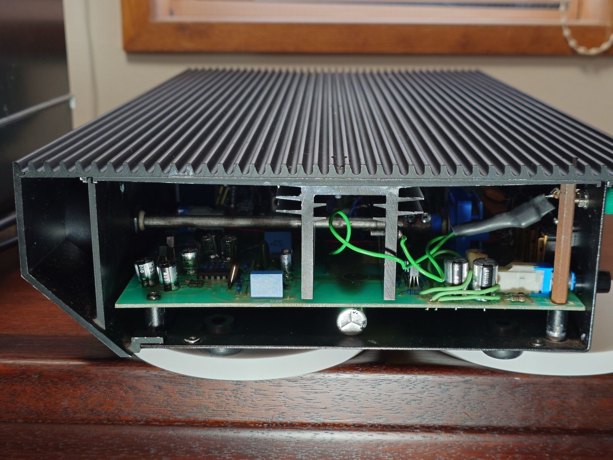 musical fidelity A100 レストア大作戦 抵抗を vishay の物に交換する